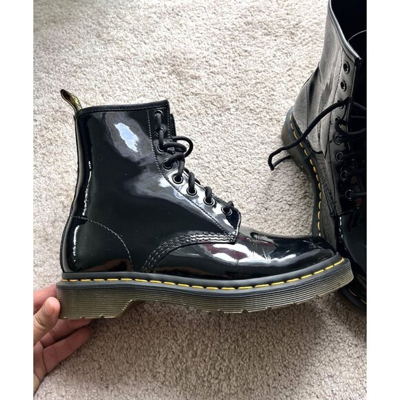 Dr. Martens Black Shiny Patent Leather 11821 Combat Boots Size 8 Punkcore, Steam - Picture 1 of 8